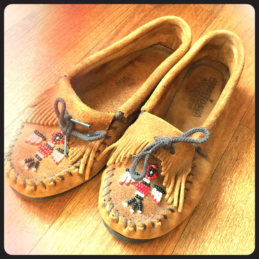 Minnetonka moccasins 8.5